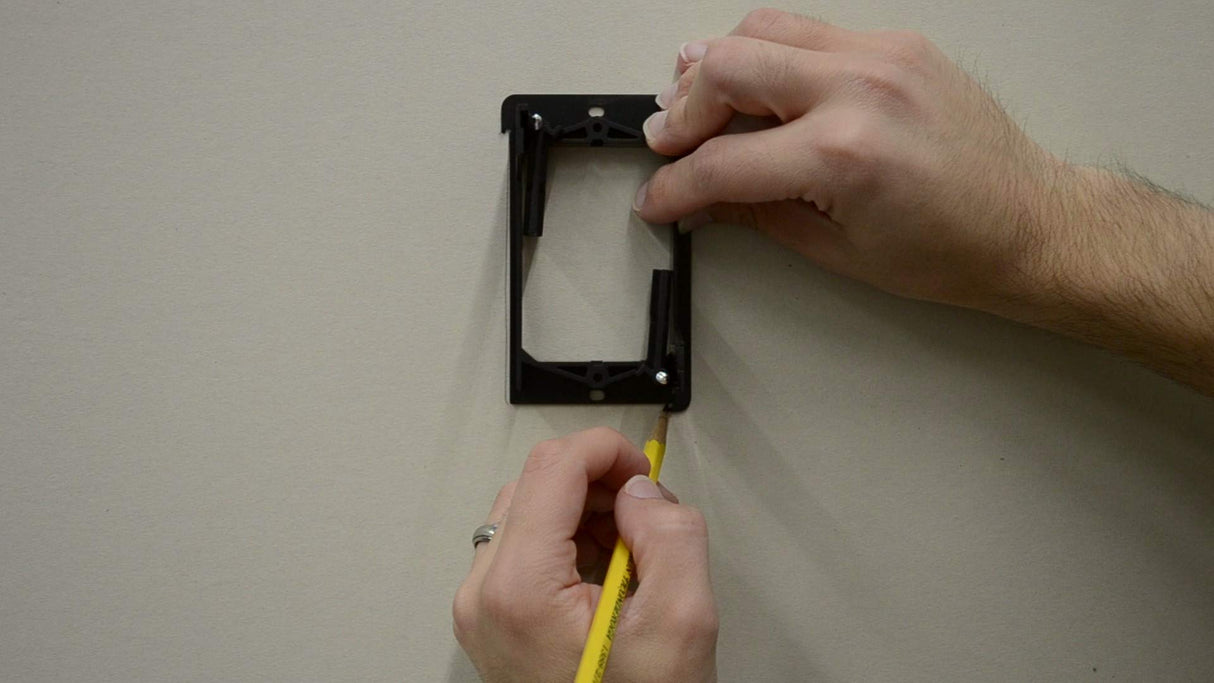 DATA COMM Electronics 60-0021-S 1-Gang Low Voltage Mounting Bracket