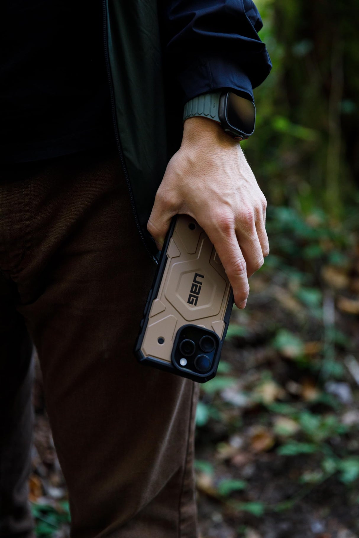 URBAN ARMOR GEAR UAG Designed for iPhone 16 Pro Max Case 6.9" Pathfinder - Compatible with MagSafe Charging Rugged Shockproof Anti-Slip Military Grade Protective Cover, Silver