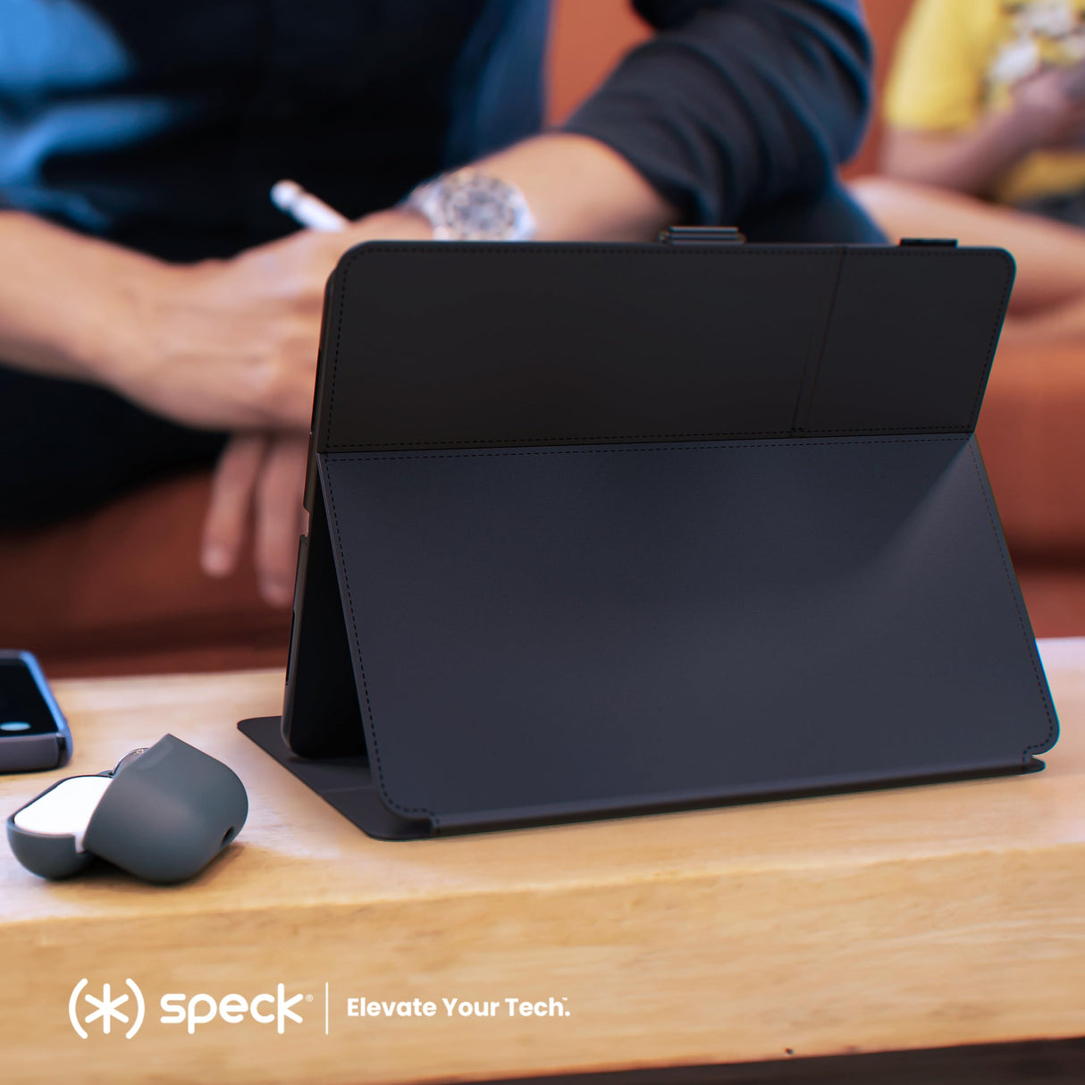 Speck New iPad Pro 12.9-13 Inch Case (2024 Model, 7th Generation) - Black/Black/White