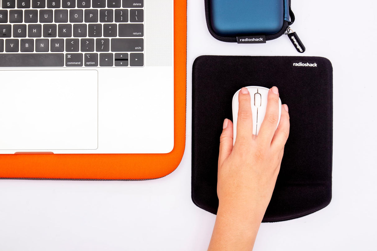 MOUSE PAD WITH WRIST REST - BLACK