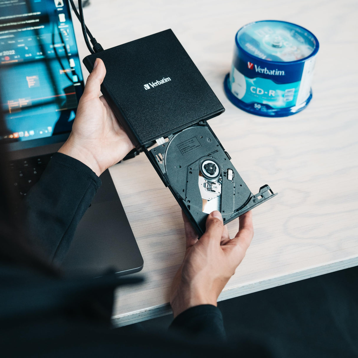 VERBATIM EXTERNAL SLIMLINE CD/DVD WRITER