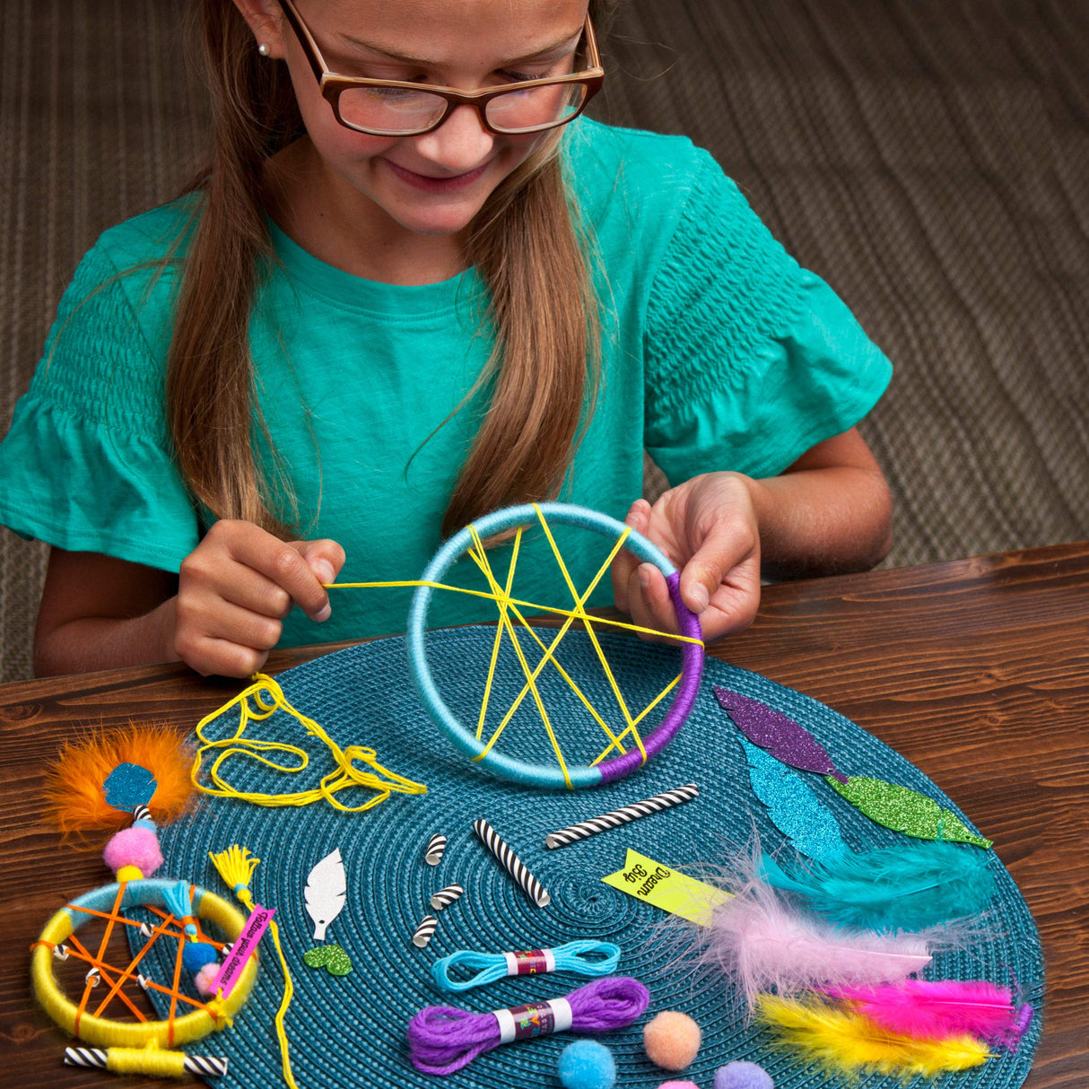 Craft-tastic — Dream Catchers — Arts and Crafts Kit for Kids — Make 2 Colorful Dream Catchers — for Ages 8+, Brown