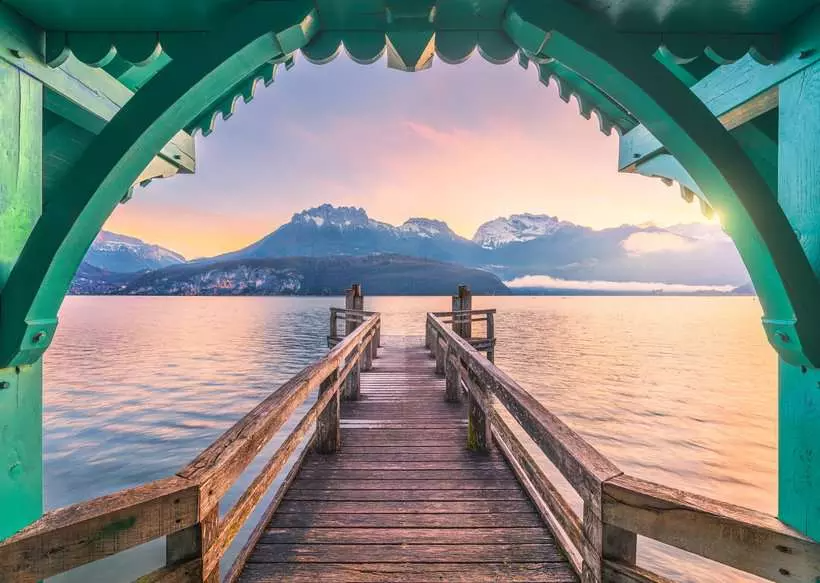 Ravensburger Footbridge at Lac d'Annecy 1000 Pc
