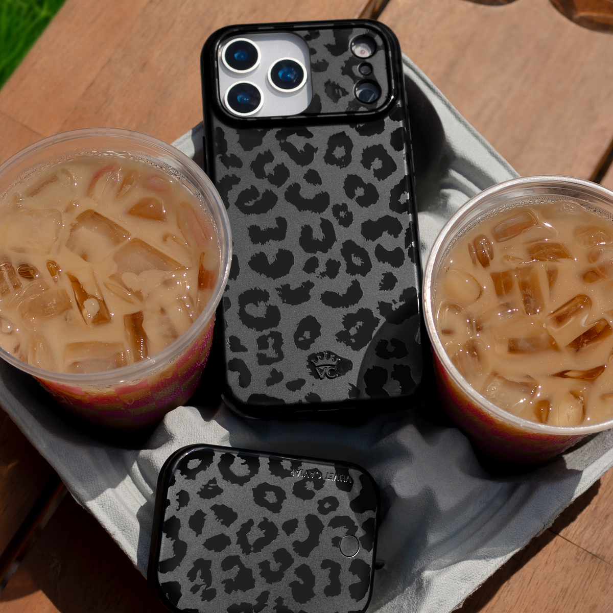 Velvet Caviar - MagSafe Case for Apple iPhone 17 Pro Max - Black Leopard