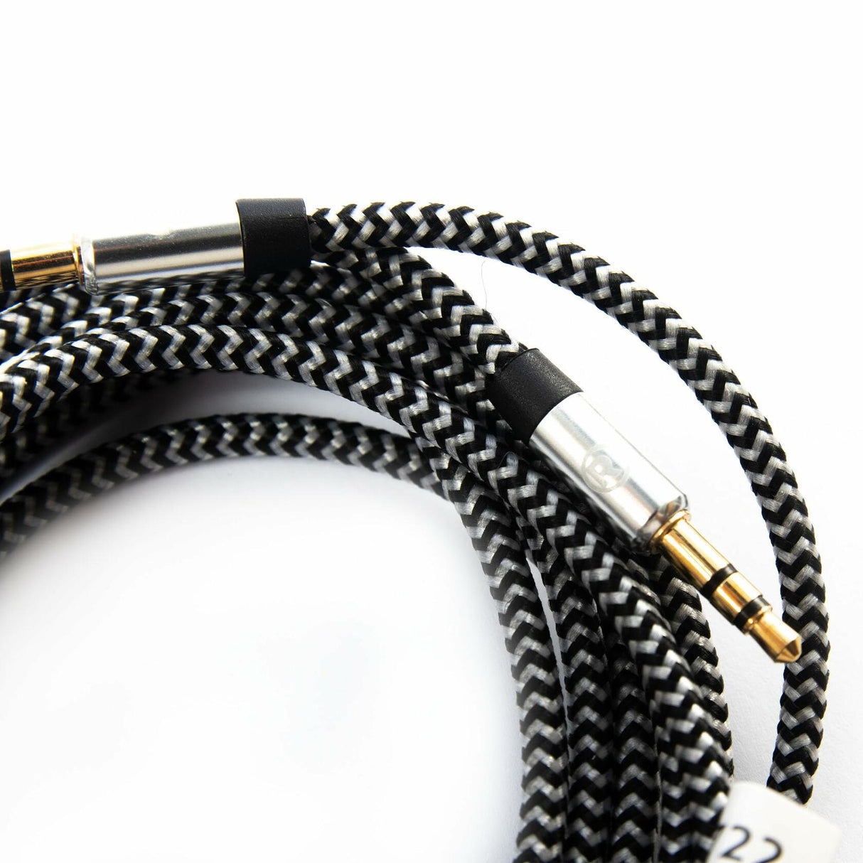 RadioShack 3.5mm Male to Male Braided Cable - 1.8m (6 Feet) 4203227