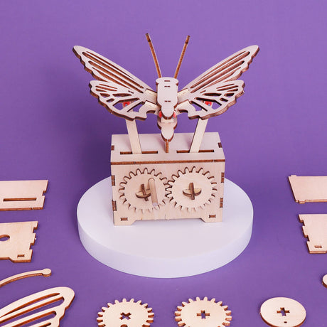 Kitsville - Fluttering Butterfly DIY Kit, Educational STEM Toy for Kids