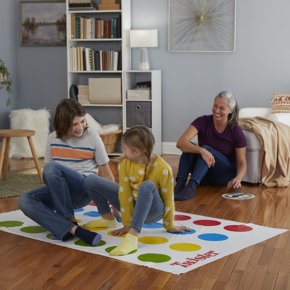 Hasbro Twister Party Classic Board Game for 2 or More Players,Indoor and Outdoor Game for Kids 6 and Up,Packaging May Vary