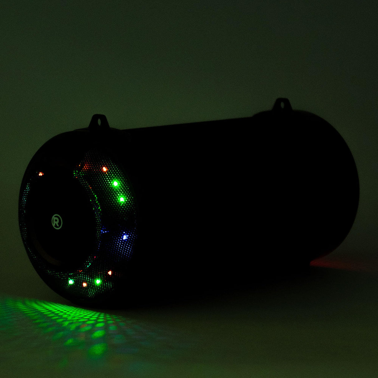 PORTABLE BLUETOOTH SPEAKER WITH LIGHTS