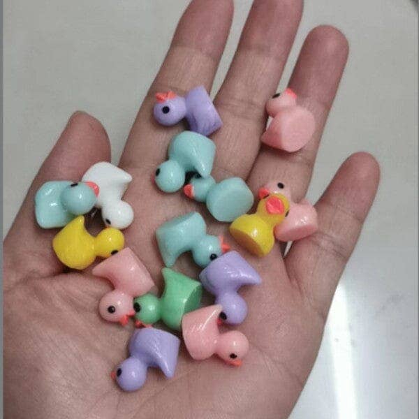 Showcase - Hide-A-Duck! (100pc) Tiny Ducks To Prank Your Friends With!