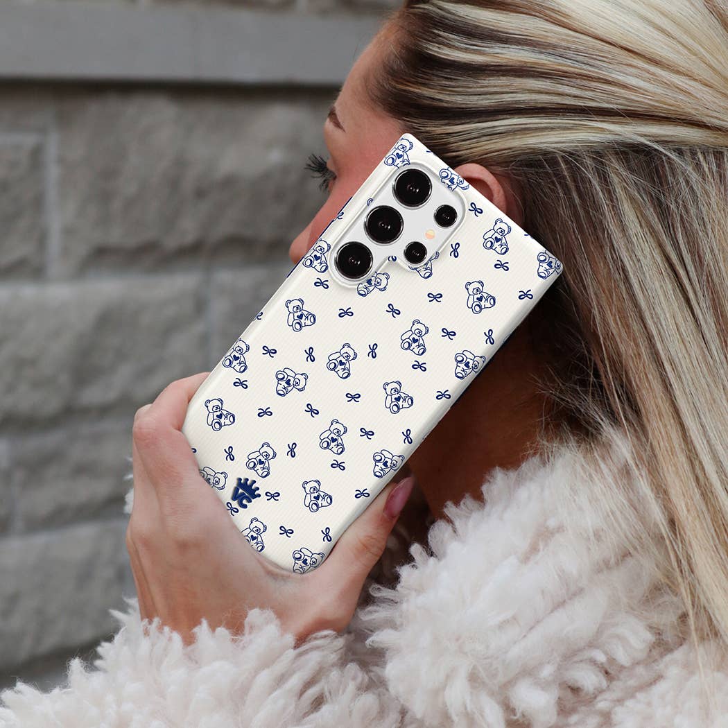 VELVET CAVIAR -  Samsung Galaxy S25 - Preppy Teddy Phone Case