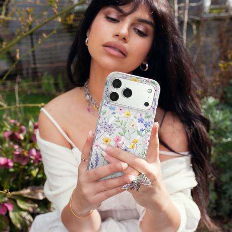 VELVET CAVIAR - IPhone 17 Pro MagSafe case - Enchanted Floral