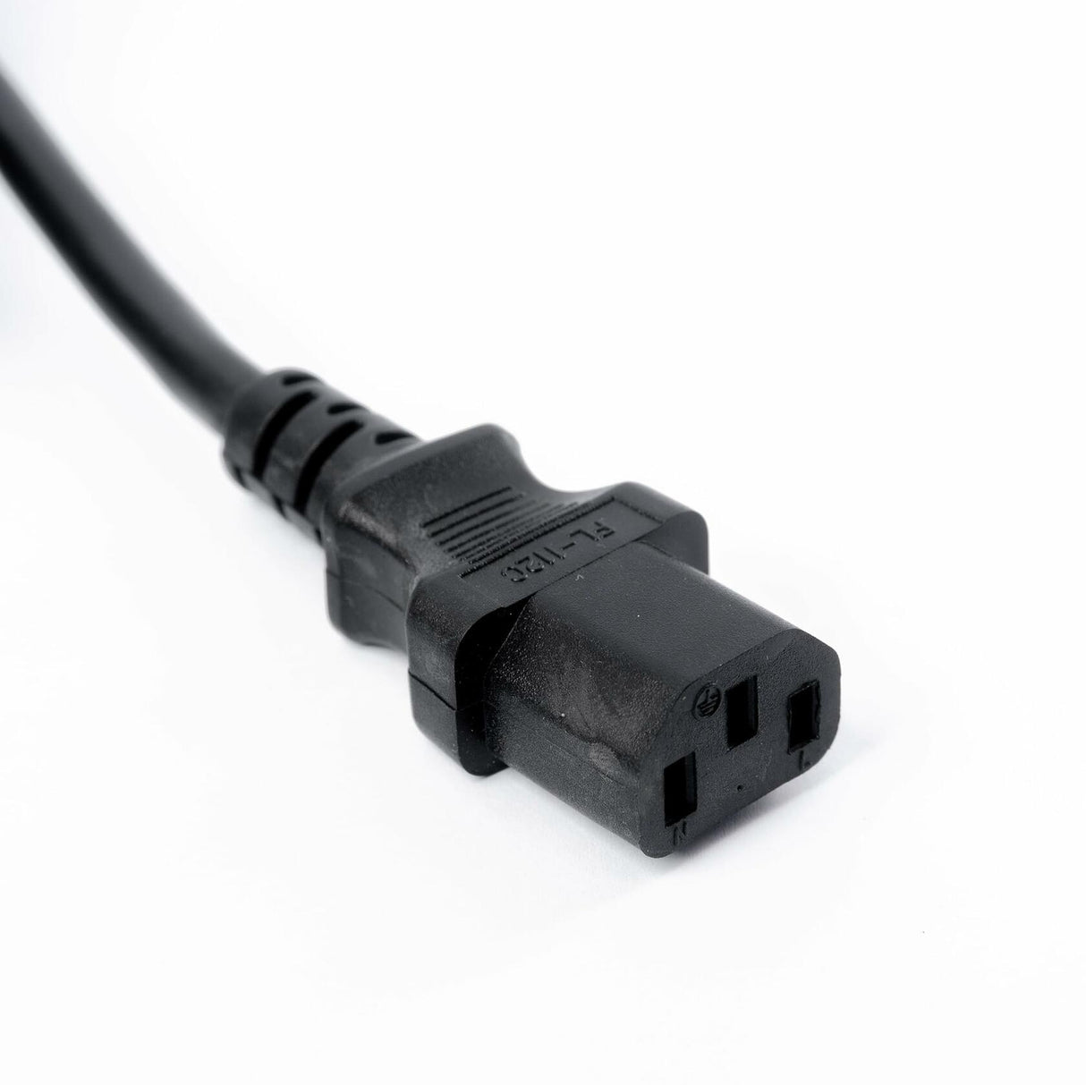 RadioShack Black computer cord 6100813 6 ft